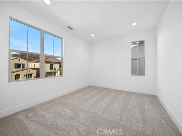 230 collino, Irvine CA 92602
