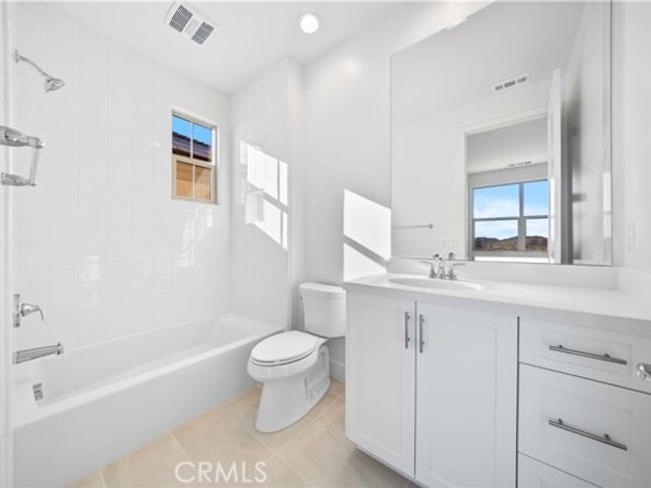 230 collino, Irvine CA 92602
