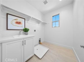 230 collino, Irvine CA 92602
