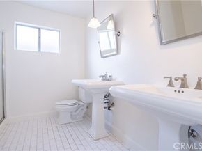 9155 Noble, North Hills (los Angeles) CA 91343