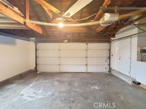 22201 Schoolcraft, Canoga Park (los Angeles) CA 91303