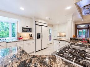 5340 Calvin Avenue, Tarzana (los Angeles) CA 91356