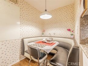 8523 Lindley Avenue, Northridge (los Angeles) CA 91325