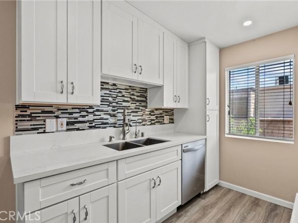 9950 Jordan 10, Chatsworth (los Angeles) CA 91311