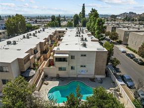 9950 Jordan 10, Chatsworth (los Angeles) CA 91311