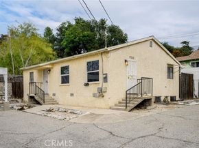 7025 Day Street, Tujunga (los Angeles) CA 91042