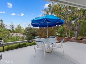 24736 Eilat Street, Woodland Hills (los Angeles) CA 91367