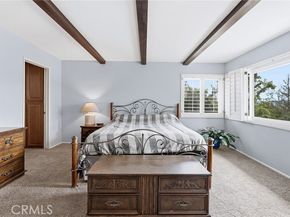 24736 Eilat Street, Woodland Hills (los Angeles) CA 91367