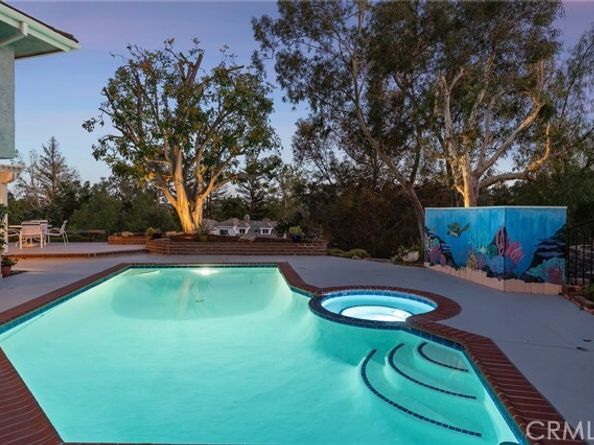 24736 Eilat Street, Woodland Hills (los Angeles) CA 91367