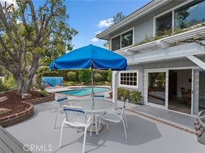 24736 Eilat Street, Woodland Hills (los Angeles) CA 91367