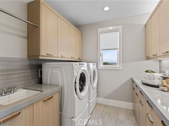 9522 N Andora Avenue, Chatsworth (los Angeles) CA 91311