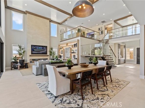 9522 N Andora Avenue, Chatsworth (los Angeles) CA 91311