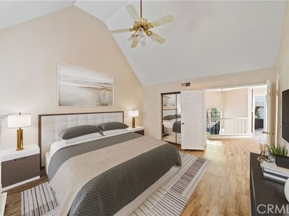 20950 Oxnard Street 54, Woodland Hills (los Angeles) CA 91367