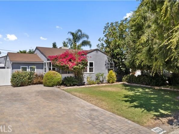 6443 Bakman, North Hollywood (los Angeles) CA 91606