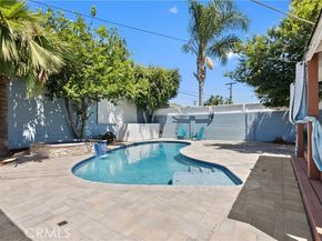 6443 Bakman, North Hollywood (los Angeles) CA 91606