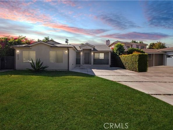 14940 Hartland, Van Nuys (los Angeles) CA 91405