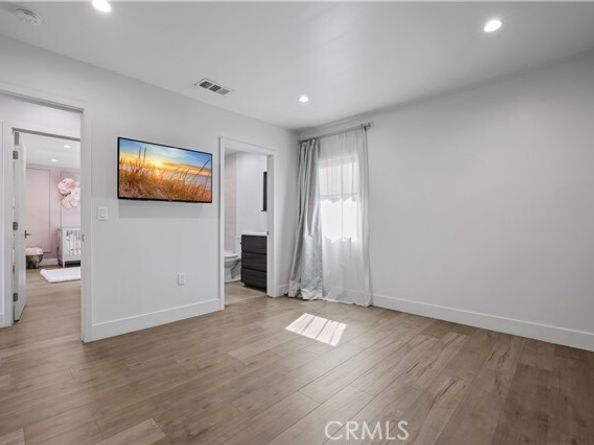 14940 Hartland, Van Nuys (los Angeles) CA 91405