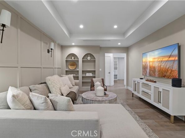 14940 Hartland, Van Nuys (los Angeles) CA 91405