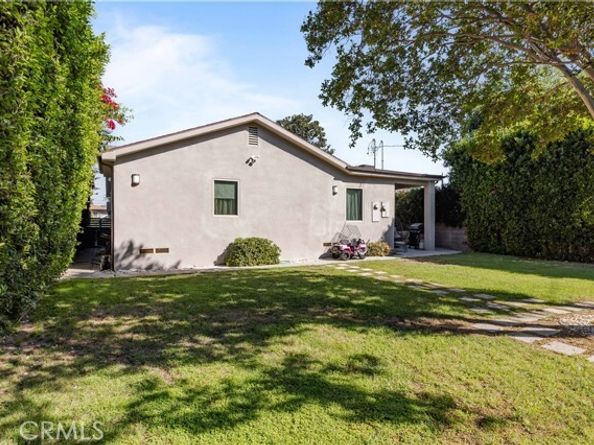 14940 Hartland, Van Nuys (los Angeles) CA 91405