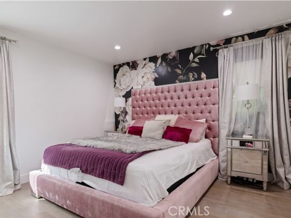 14940 Hartland, Van Nuys (los Angeles) CA 91405