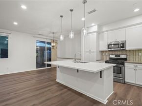 7619 N Patriot Way, Van Nuys (los Angeles) CA 91405