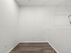 7619 N Patriot Way, Van Nuys (los Angeles) CA 91405