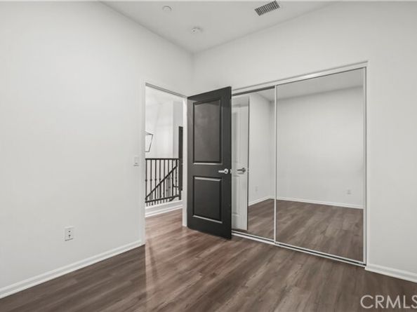 7619 N Patriot Way, Van Nuys (los Angeles) CA 91405