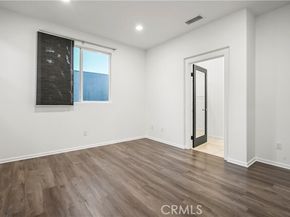 7619 N Patriot Way, Van Nuys (los Angeles) CA 91405