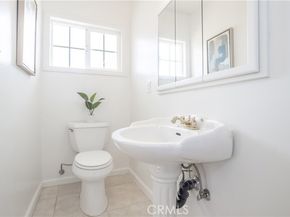 12715 Hart St, North Hollywood (los Angeles) CA 91605