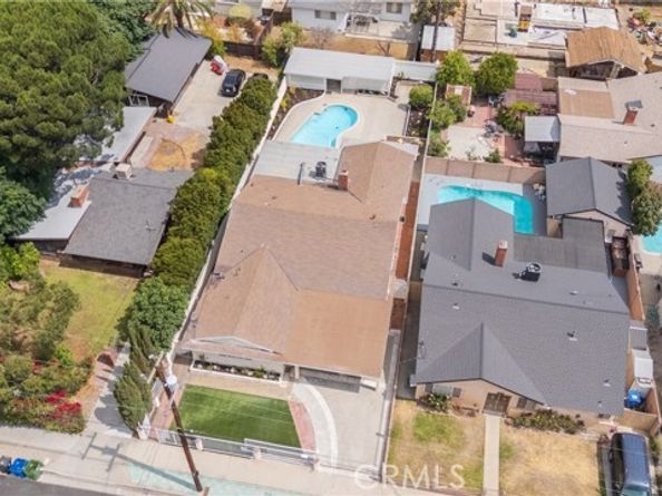 12715 Hart St, North Hollywood (los Angeles) CA 91605
