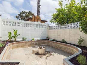 12715 Hart St, North Hollywood (los Angeles) CA 91605