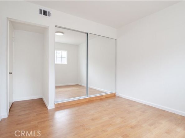 12715 Hart St, North Hollywood (los Angeles) CA 91605