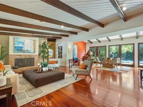 17610 Chase Street, Northridge (los Angeles) CA 91325