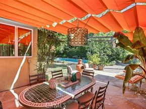 17610 Chase Street, Northridge (los Angeles) CA 91325