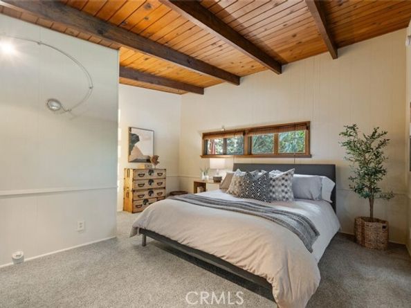 17610 Chase Street, Northridge (los Angeles) CA 91325
