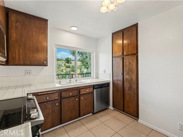 11467 Tampa Avenue 153, Porter Ranch (los Angeles) CA 91326