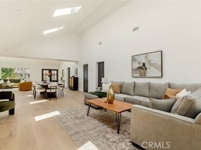 10350 Mccormick Street, North Hollywood (los Angeles) CA 91601