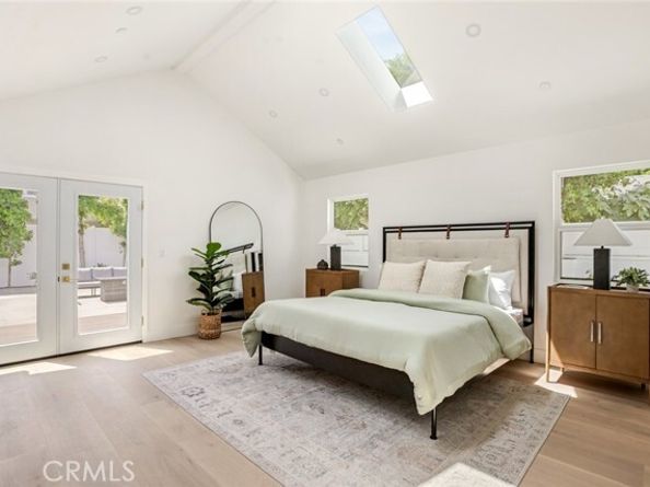 10350 Mccormick Street, North Hollywood (los Angeles) CA 91601