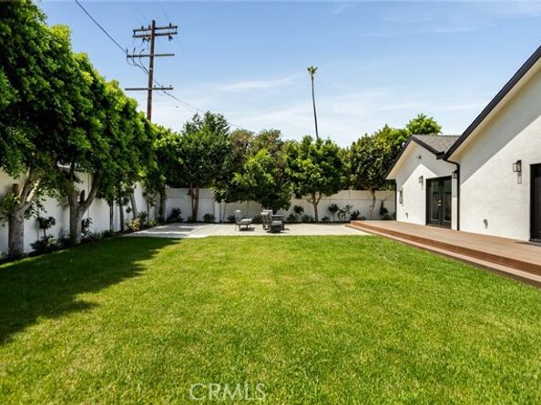 10350 Mccormick Street, North Hollywood (los Angeles) CA 91601