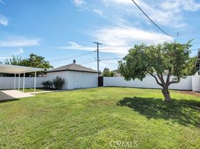 8547 Tampa Avenue, Northridge (los Angeles) CA 91324