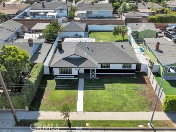 8547 Tampa Avenue, Northridge (los Angeles) CA 91324