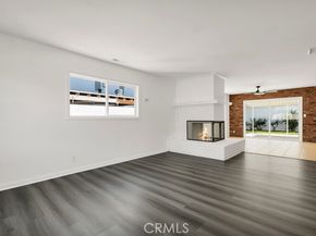 8547 Tampa Avenue, Northridge (los Angeles) CA 91324