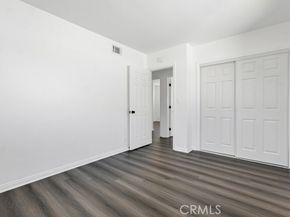8547 Tampa Avenue, Northridge (los Angeles) CA 91324