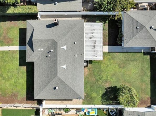 8547 Tampa Avenue, Northridge (los Angeles) CA 91324