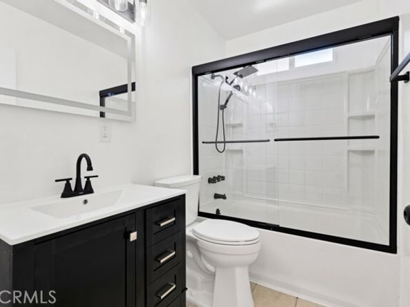 8547 Tampa Avenue, Northridge (los Angeles) CA 91324