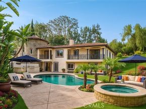 19554 Wells Drive, Tarzana (los Angeles) CA 91356