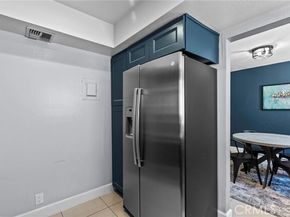 10155 De Soto Avenue 104, Chatsworth (los Angeles) CA 91311