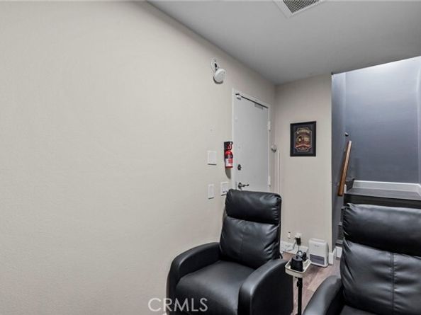 10155 De Soto Avenue 104, Chatsworth (los Angeles) CA 91311