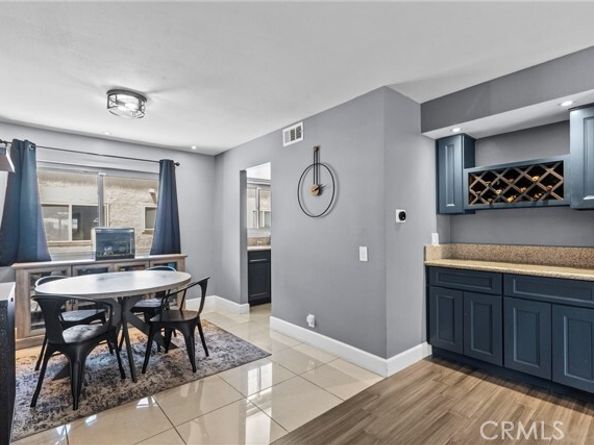 10155 De Soto Avenue 104, Chatsworth (los Angeles) CA 91311