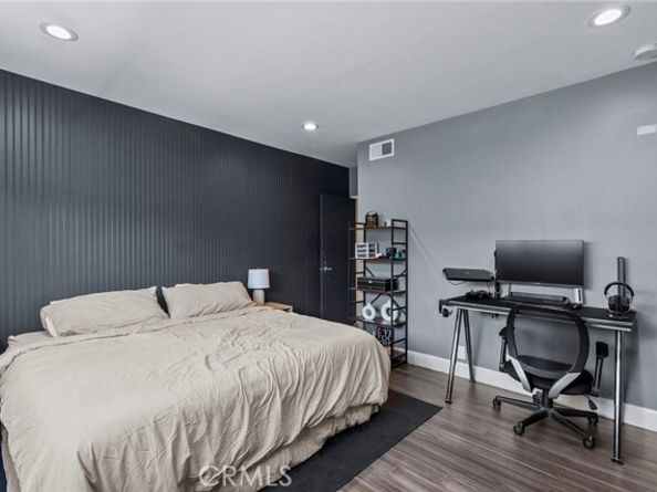 10155 De Soto Avenue 104, Chatsworth (los Angeles) CA 91311